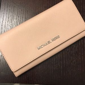 Michael Kors Pink Wallet